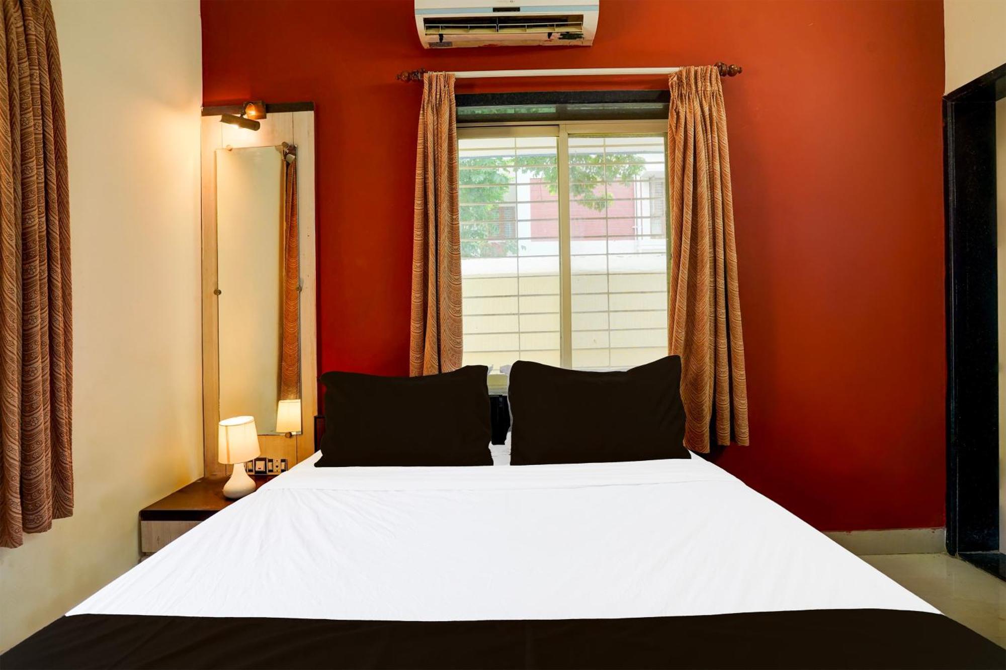 Hotel O Varun Residency Kammasandra Εξωτερικό φωτογραφία